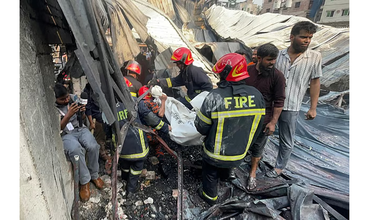 কেরানীগঞ্জের কারখানায় অগ্নিকাণ্ডে নিহত ৬