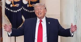 ‘অলৌকিক’ অভিযানে ইরানে আটক মার্কিন বিমানসেনা উদ্ধার : ট্রাম্প