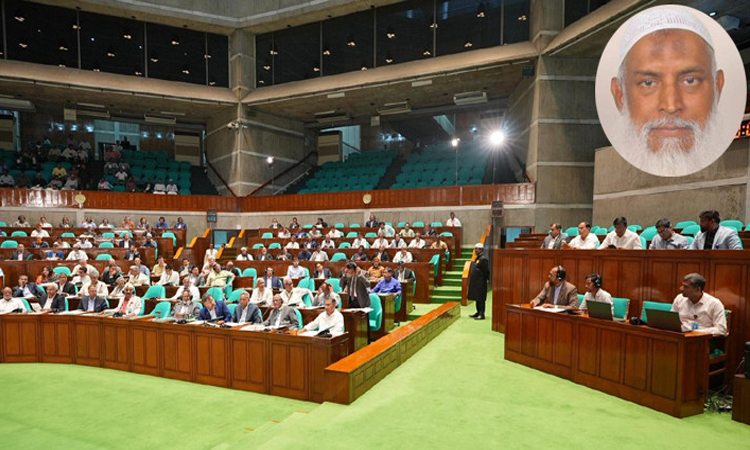 হজ প্যাকেজের ব্যয় কমানোর উদ্যোগ নেওয়া হবে : ধর্মমন্ত্রী