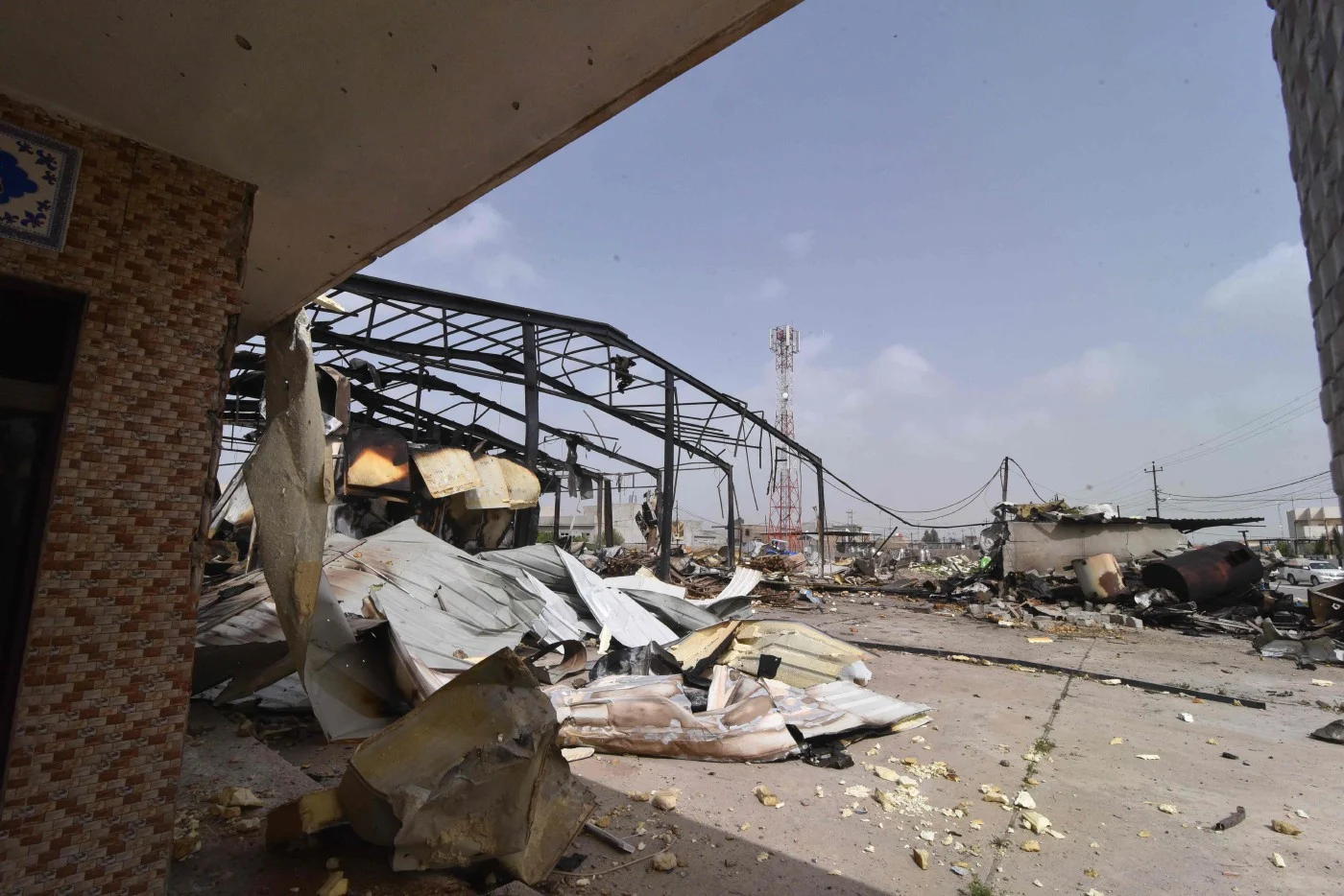 ইরাকি কুর্দিস্তানের ইরবিল বিমানবন্দরের কাছে বিস্ফোরণের শব্দ : এএফপি 