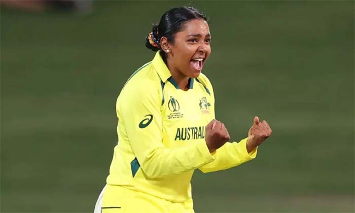 সিংহাসন পুনরুদ্ধার করলেন অস্ট্রেলিয়ার কিং