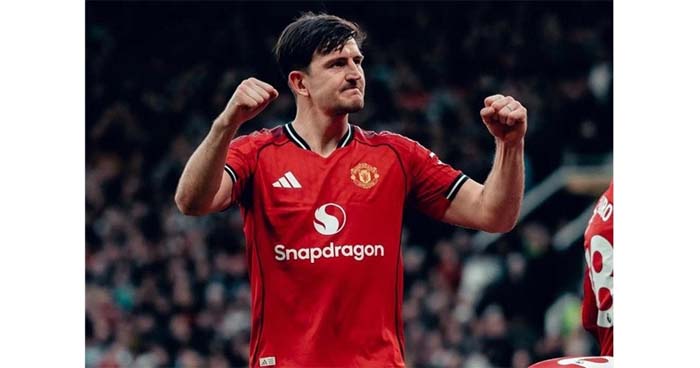 ইউনাইটেডে সাথে এক বছরের চুক্তি নবায়ন করলেন ম্যাগুয়েরে