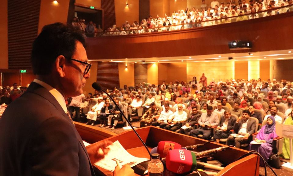 রাজধানীর কিছু স্কুলে পরীক্ষামূলক অনলাইন ক্লাস চালুর পরিকল্পনা সরকারের : শিক্ষামন্ত্রী