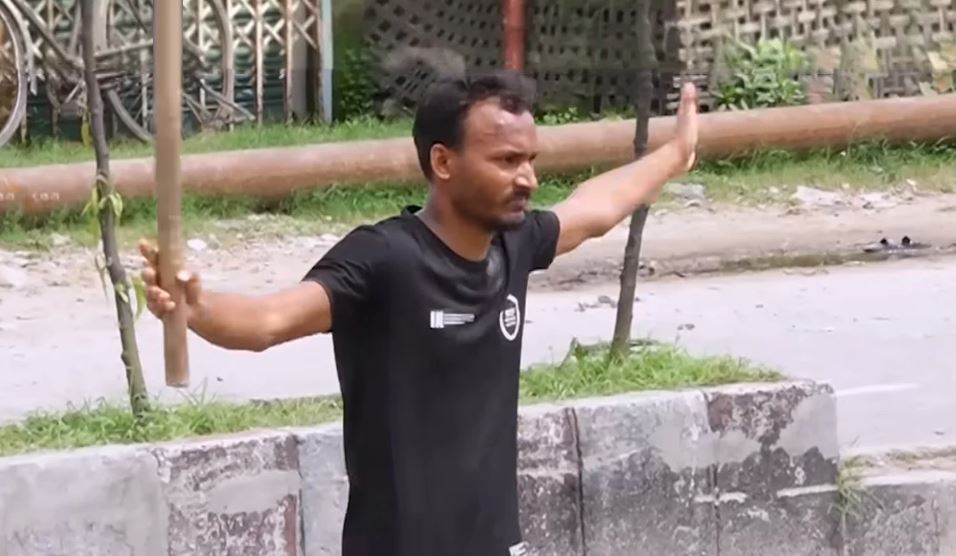 দুই হাত প্রসারিত করে আবু সাঈদ বুঝতে পারেননি তার সামনে মানুষ ছিল না: ট্রাইব্যুনাল