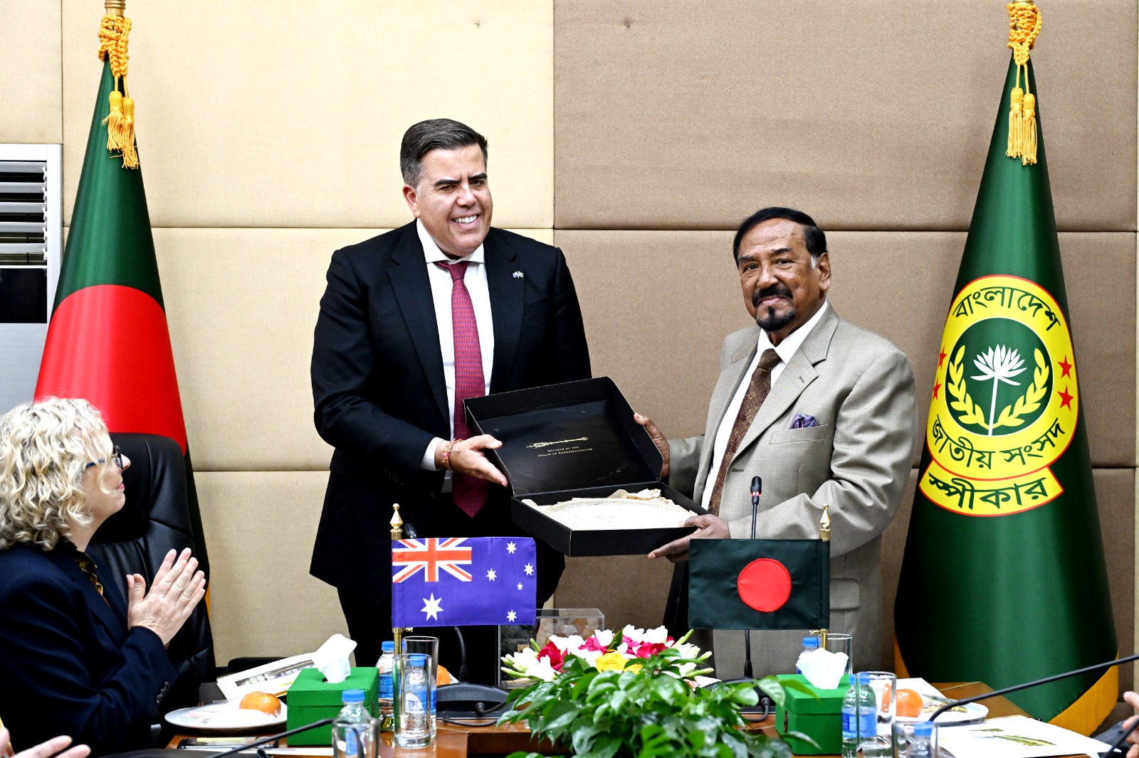 স্পিকারের সাথে অস্ট্রেলিয়ান হাউজ অব রিপ্রেজেন্টেন্টিভের স্পিকারের সাক্ষাৎ