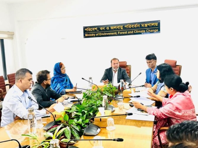 পাহাড় ও টিলা কাটা বন্ধে প্রতিমন্ত্রীর কঠোর নির্দেশ