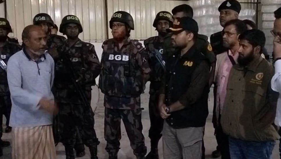 সারাদেশে ভোজ্য তেলের বাজার স্থিতিশীল রাখতে বিজিবির তৎপরতা জোরদার