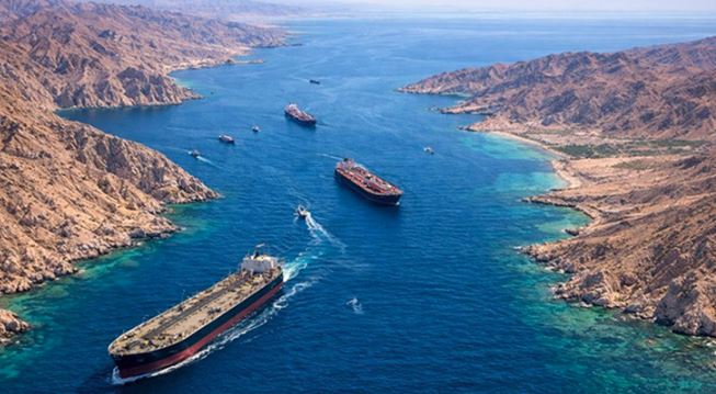 মার্কিন যুদ্ধজাহাজ হরমুজ প্রণালী অতিক্রম করেছে: গণমাধ্যম