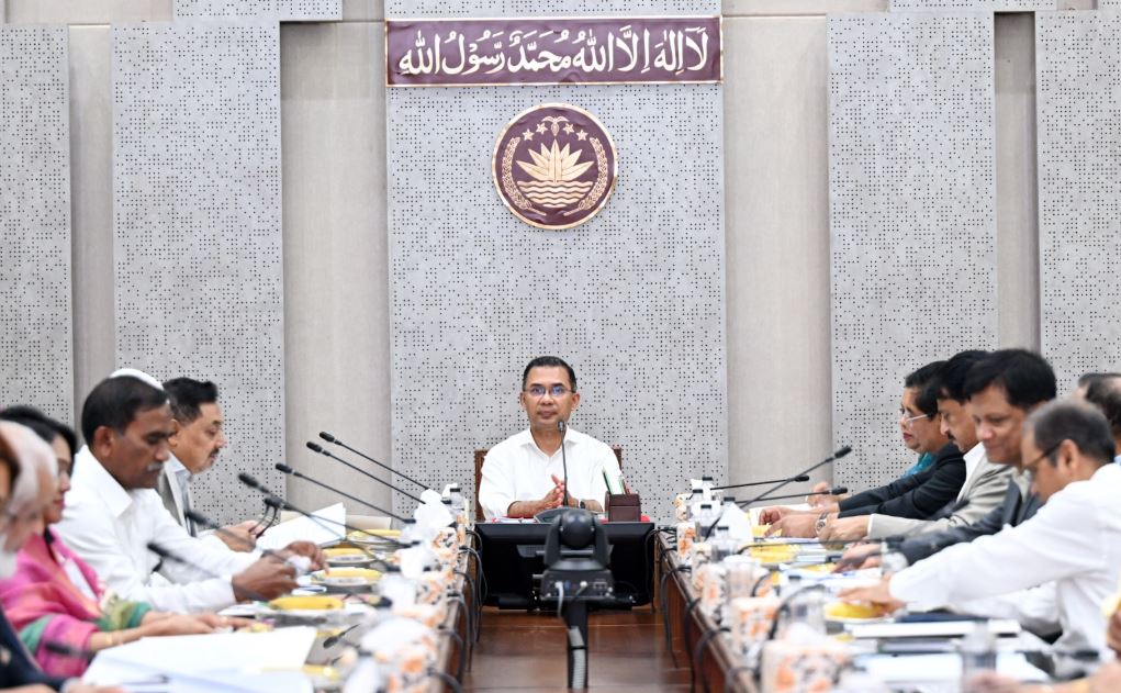 প্রধানমন্ত্রীর সভাপতিত্বে হজ ব্যবস্থাপনা কমিটির সভা অনুষ্ঠিত 