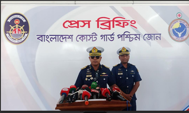 সুন্দরবনে দস্যু দমনে কোস্ট গার্ডের সাঁড়াশি অভিযান 