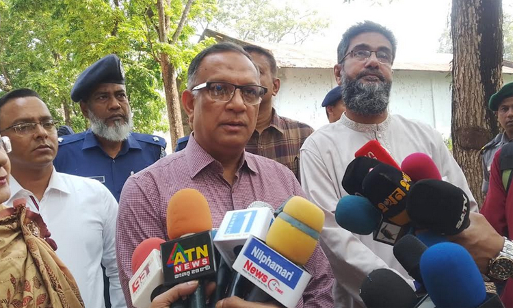 নীলফামারীতে বন্ধ টেক্সটাইল মিল ৩ মাসে চালুর আশা বস্ত্র ও পাট প্রতিমন্ত্রীর