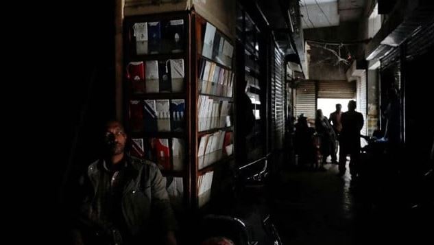 জ্বালানি মূল্য নিয়ন্ত্রণে পাকিস্তানে নির্ধারিত সময় লোডশেডিংয়ের ঘোষণা