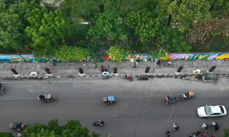 ডিএসসিসির উদ্যোগে নান্দনিক রূপ ফিরে পেয়েছে ঢাকা মেডিকেলের ফুটপাত