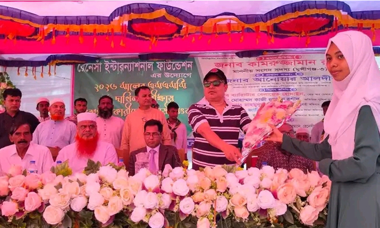 পরিশ্রম ও সততা মানুষকে স্বপ্নের সমান উচ্চতায় নিয়ে যায় : বাসস চেয়ারম্যান