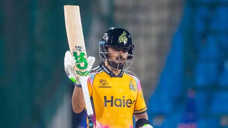 ফিফটির সেঞ্চুরি বাবরের