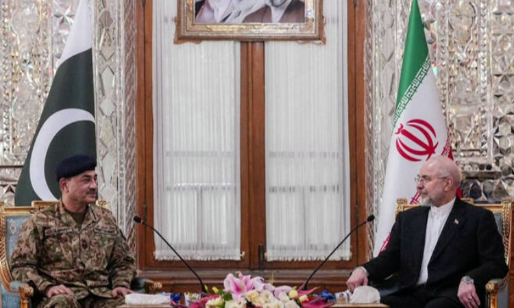 পাকিস্তানের সেনাপ্রধানের সঙ্গে ইরানের স্পিকার কালিবাফের সাক্ষাৎ