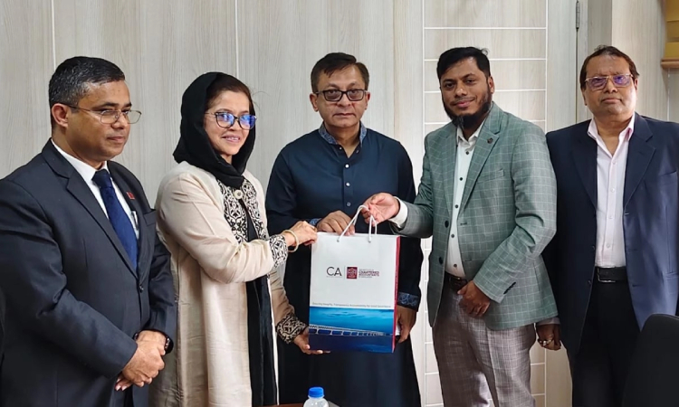 বাণিজ্য মন্ত্রীর সঙ্গে আইসিএবি প্রতিনিধিদলের সাক্ষাৎ