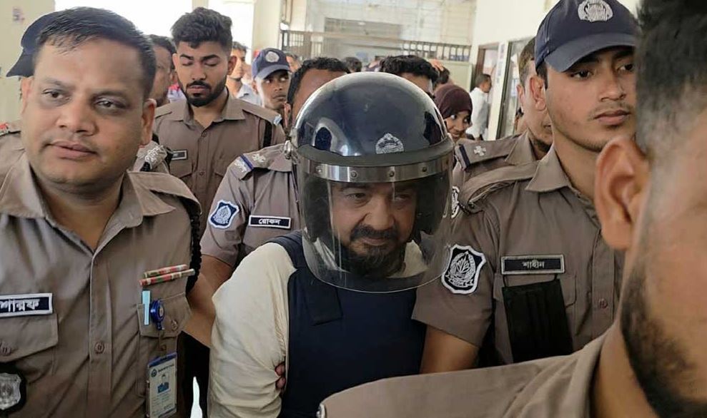 হত্যা মামলায় সাবেক লেফটেন্যান্ট কর্নেল আফজাল নাছের ৩ দিনের রিমান্ডে