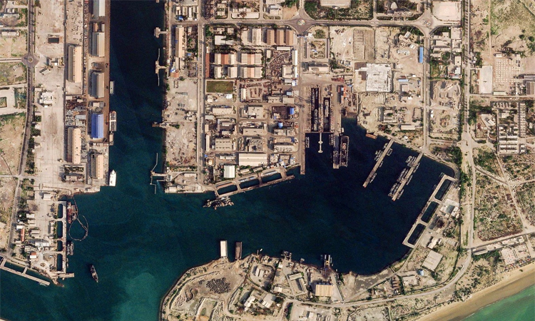 যুক্তরাষ্ট্রের অবরোধকে কেন্দ্র করে আবারও হরমুজ প্রণালী বন্ধ করল ইরান