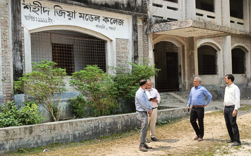বগুড়ায় বিভিন্ন শিক্ষা প্রতিষ্ঠান ও উন্নয়ন প্রকল্প পরিদর্শন করলেন ইইডির প্রধান প্রকৌশলী