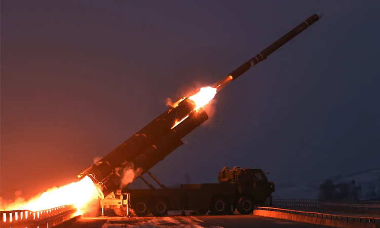 সমুদ্রে একাধিক ব্যালিস্টিক ক্ষেপণাস্ত্র নিক্ষেপ করেছে উত্তর কোরিয়া : দ.কোরিয়া