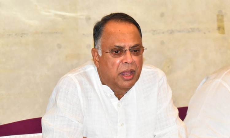 বিদ্যুৎকেন্দ্রগুলোর বকেয়ার পরিমাণ ৫২,৩০০ কোটি টাকা : ইকবাল হাসান মাহমুদ