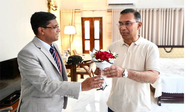 প্রধানমন্ত্রী বগুড়ায় পৌঁছেছেন 