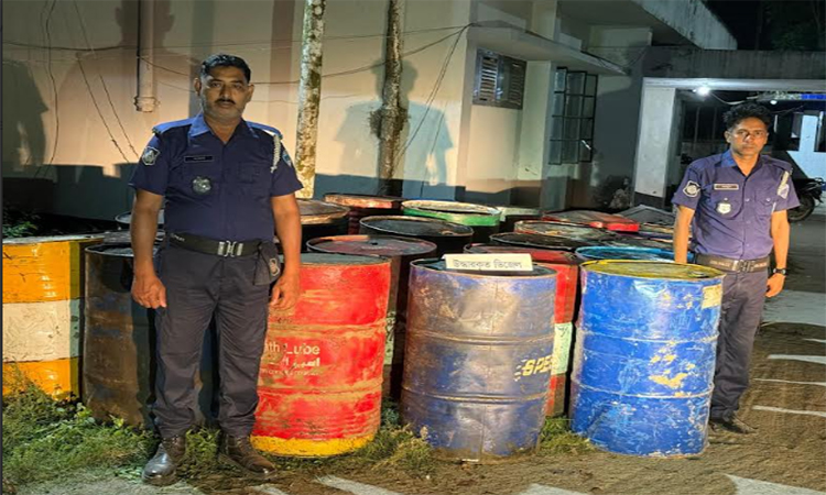 লক্ষ্মীপুরে পাচারকালে ৪৮০০ লিটার ডিজেল জব্দ