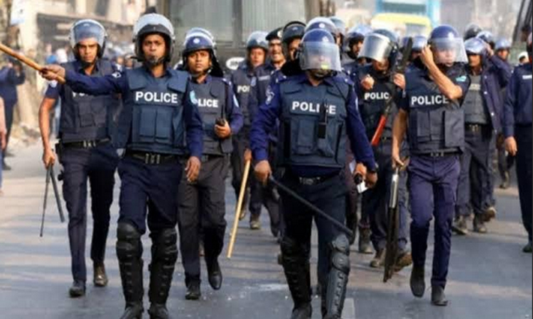 দেশের আইনশৃঙ্খলা পরিস্থিতি নিয়ন্ত্রণে সংশ্লিষ্টদের জোর তৎপরতা 