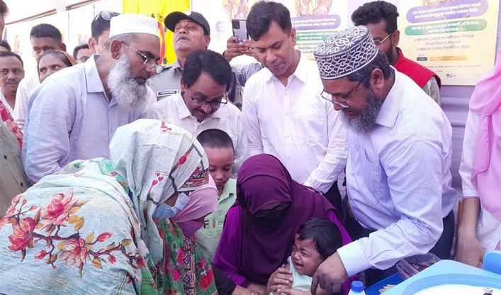 নওগাঁয় হামের টিকাদান শুরু 