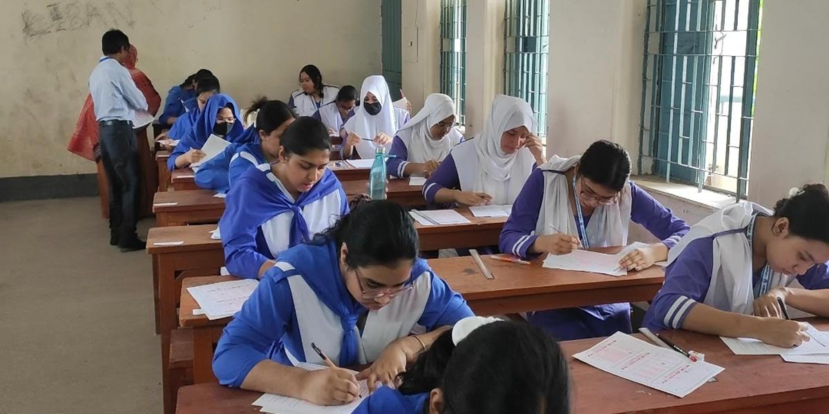 দিনাজপুর বোর্ডে এসএসসি পরীক্ষায় প্রথমদিনে অনুপস্থিত ১ হাজার ১৭৮
