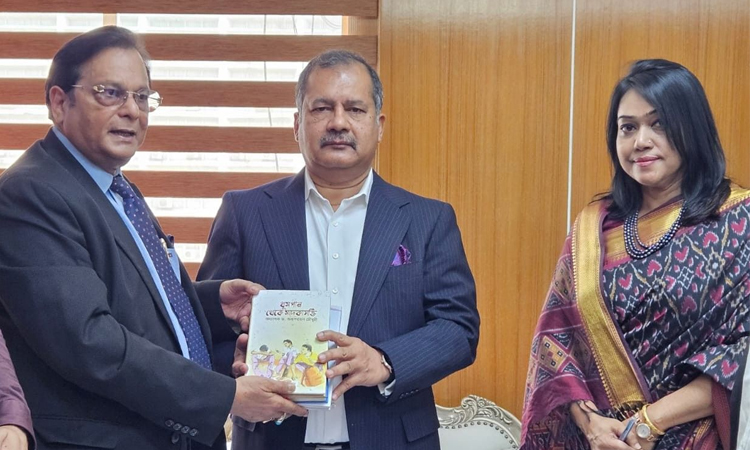 মাদক ও তামাকজাত দ্রব্যের বিস্তার রোধে সচেতনতা বৃদ্ধির তাগিদ তথ্যমন্ত্রীর