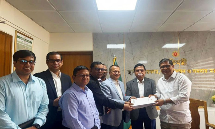 গাজীপুর সিটি কর্পোরেশনের ক্ষতিগ্রস্ত রাস্তার তদন্ত প্রতিবেদন দাখিল