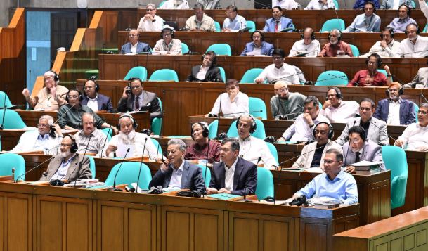 ‘কনটেন্ট ক্রিয়েটর’ পরিচয়ে অনুমতি ছাড়া ভিডিও প্রচার করলে দ্রুত বিচার নিশ্চিত করা হবে