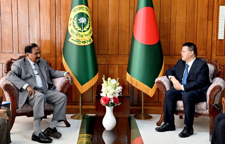 স্পিকারের সঙ্গে ঢাকায় নিযুক্ত চীনের রাষ্ট্রদূতের সাক্ষাৎ