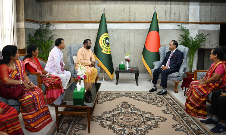 ডেপুটি স্পিকারের সঙ্গে হাজং সম্প্রদায়ের প্রতিনিধিদলের সৌজন্য সাক্ষাৎ