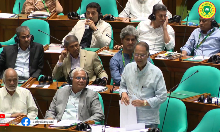 দেশে জ্বালানি সংকট নেই, অসাধু চক্র কৃত্রিম লাইনে বাজার অস্থির করছে: জ্বালানি মন্ত্রী