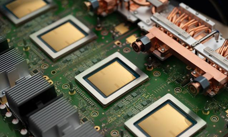 এআই চালাতে নতুন চিপ উন্মোচন গুগলের