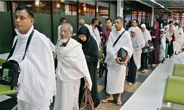 সৌদি আরবে পৌঁছেছেন ২৭,৩২৫ জন হজযাত্রী