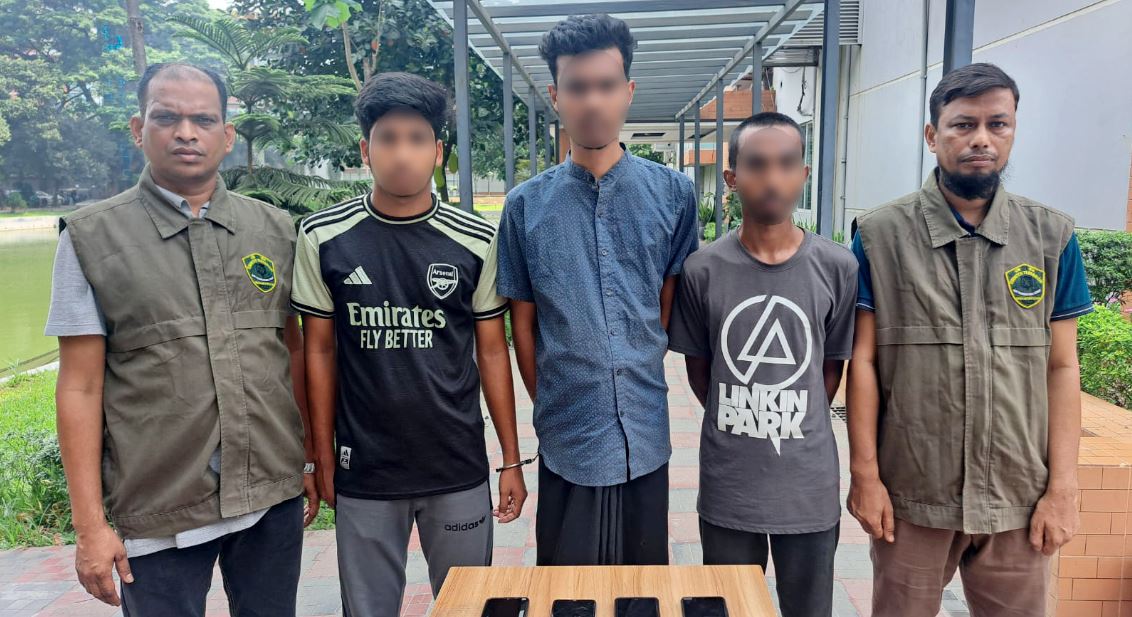 এসএসসি প্রশ্নফাঁসের গুজব, প্রতারণায় জড়িত চারজন গ্রেফতার