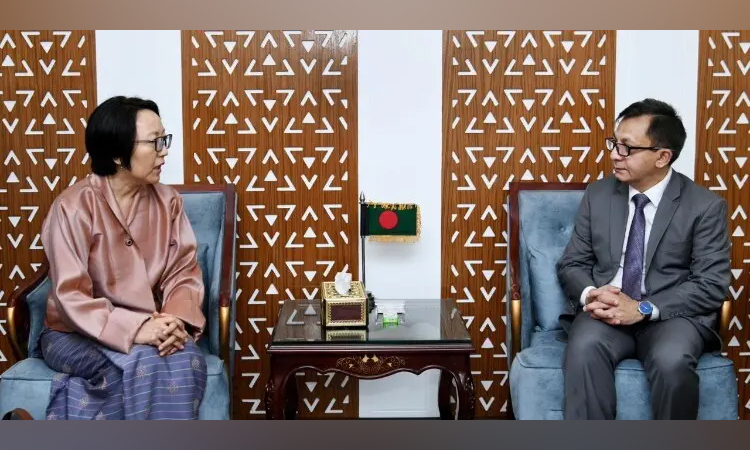 ভুটানের সঙ্গে আঞ্চলিক বাণিজ্য ও জ্বালানি সহযোগিতা জোরদারে গুরুত্বারোপ বাণিজ্যমন্ত্রীর 