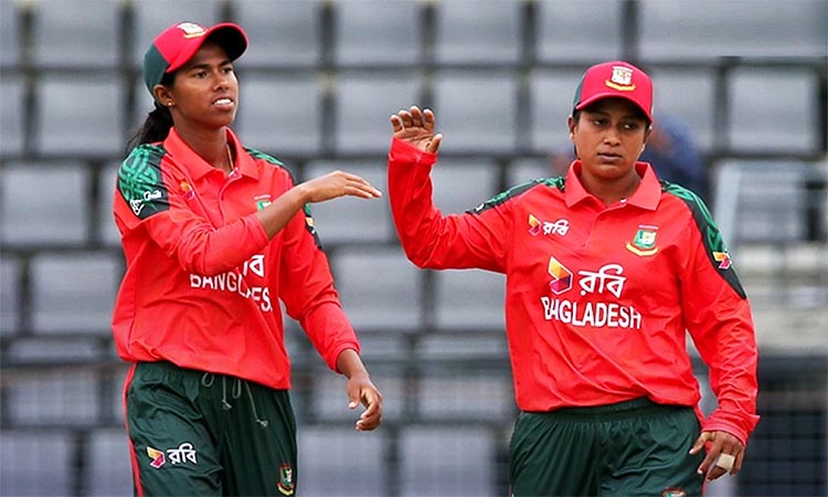 ব্যাটিং ব্যর্থতায় হার দিয়ে টি-টোয়েন্টি সিরিজ শুরু বাংলাদেশের