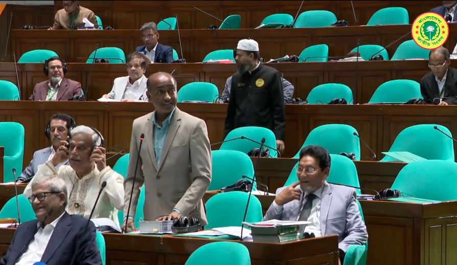 সংবিধান সংশোধনে ১৭ সদস্যের বিশেষ কমিটি গঠনের উদ্যোগ