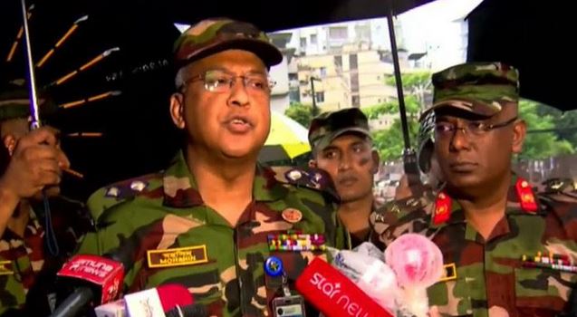 চট্টগ্রাম নগরীতে খালের বাঁধ অপসারণ করে পানি প্রবাহ স্বাভাবিক করা হয়েছে : প্রকল্প পরিচালক