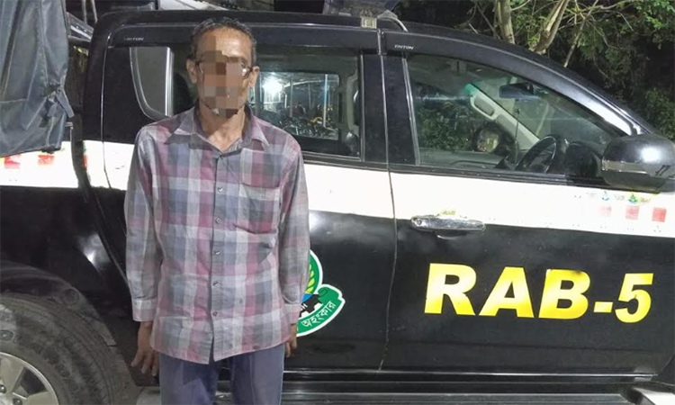 রাজশাহীতে ১৮ বছর পর ওয়ারেন্টভুক্ত আসামি গ্রেফতার 