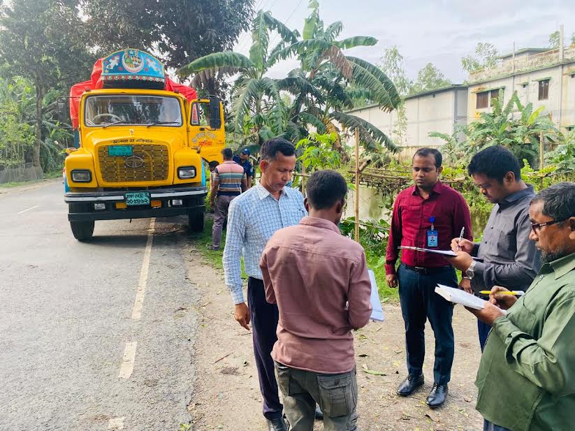 কুড়িগ্রামে হাইড্রোলিক হর্ন ব্যবহারের দায়ে জরিমানা 