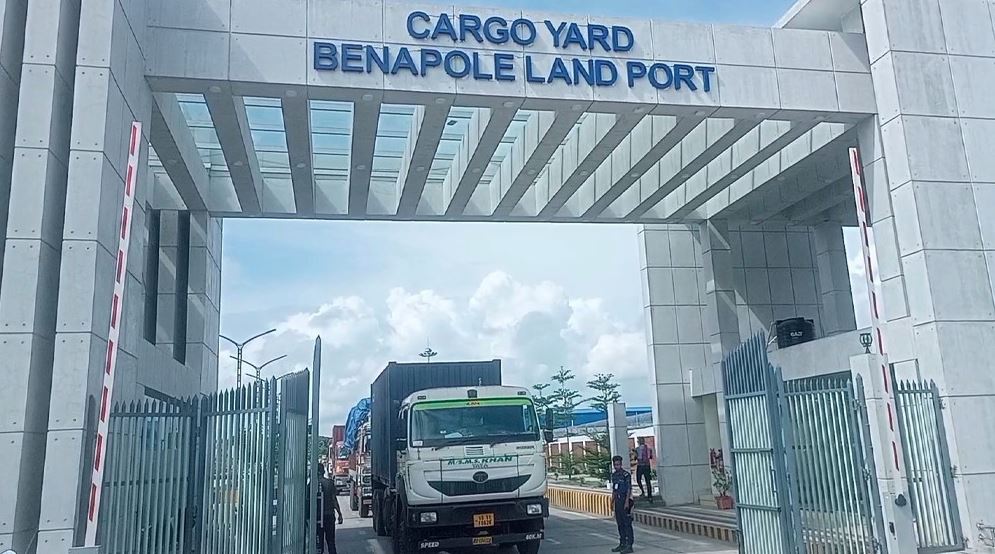 বেনাপোল বন্দর দিয়ে আমদানি-রপ্তানি পুনরায় শুরু