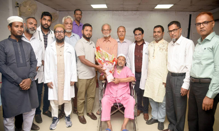 দিনাজপুরে জিয়া হার্ট ফাউন্ডেশন হাসপাতালে সফলভাবে হার্টে সিআরটি ডিভাইস স্থাপন