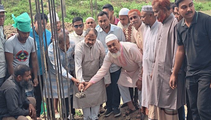 নাটোরের সিংড়ায় মসজিদ উদ্বোধন