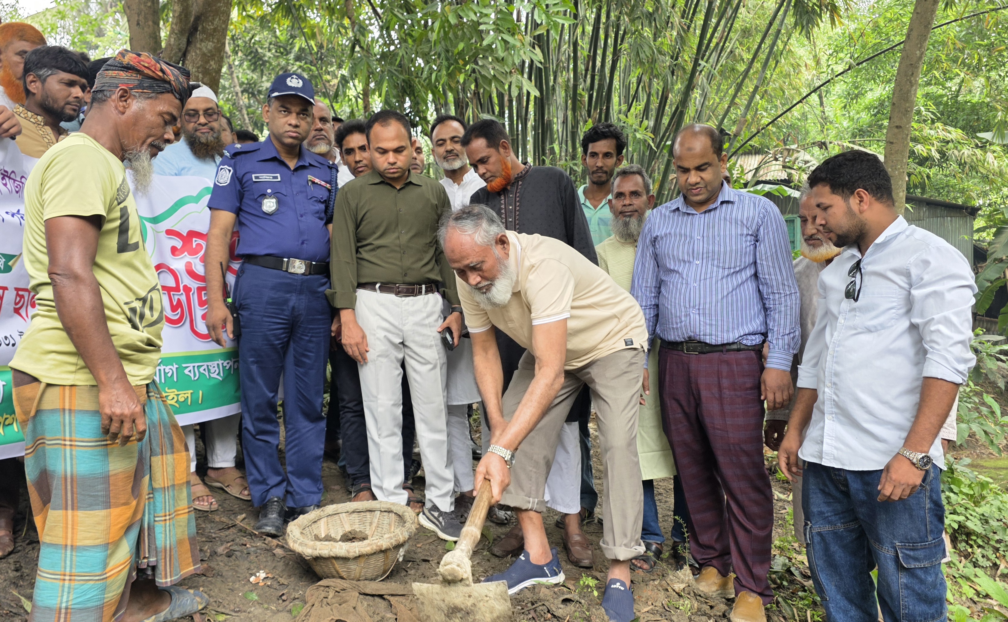 অবৈধভাবে খাল দখলকারীদের উৎখাত করতে হবে : আব্দুস সালাম পিন্টু